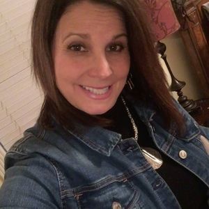 Meet your Posher, Sheri